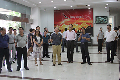 南平市政協(xié)視察調(diào)研虹潤(rùn)公司并召開座談會(huì)